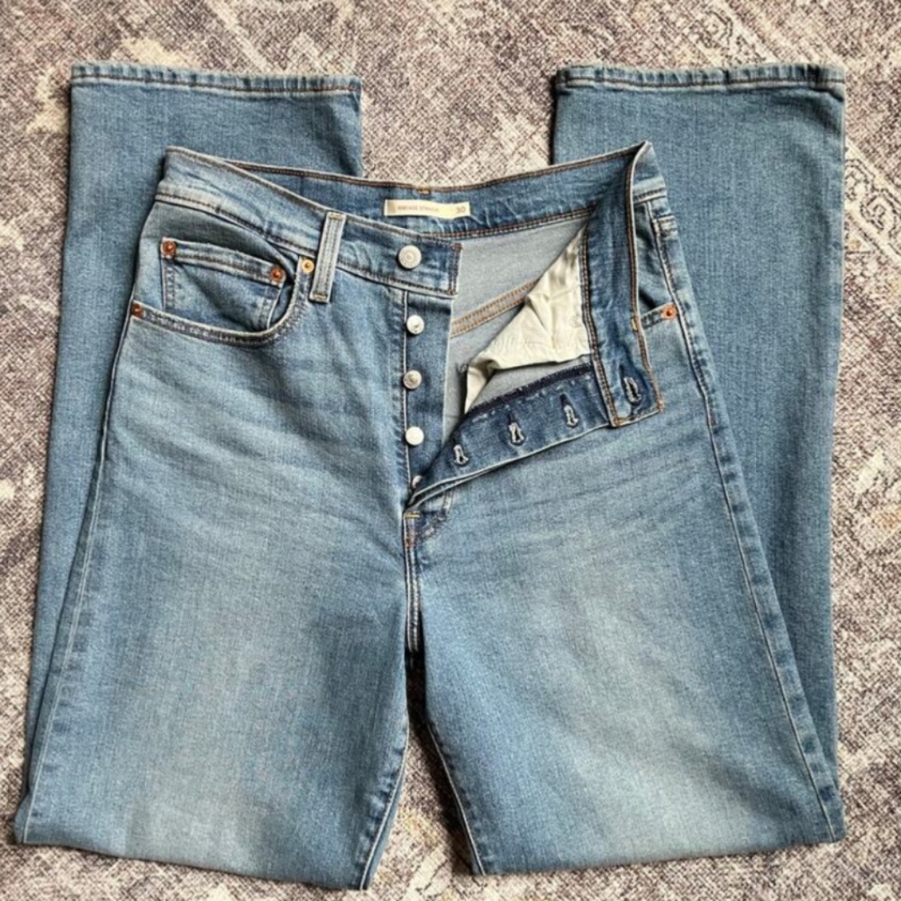 Levi's Blue Straight Leg Women's Jeans